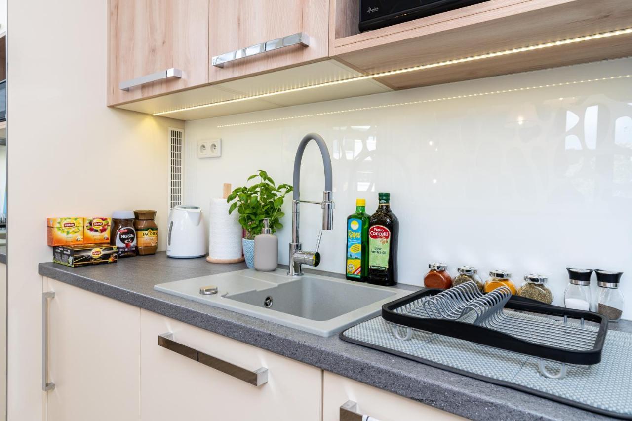 Apartament Mateo Inn Krasków Eksteriør bilde